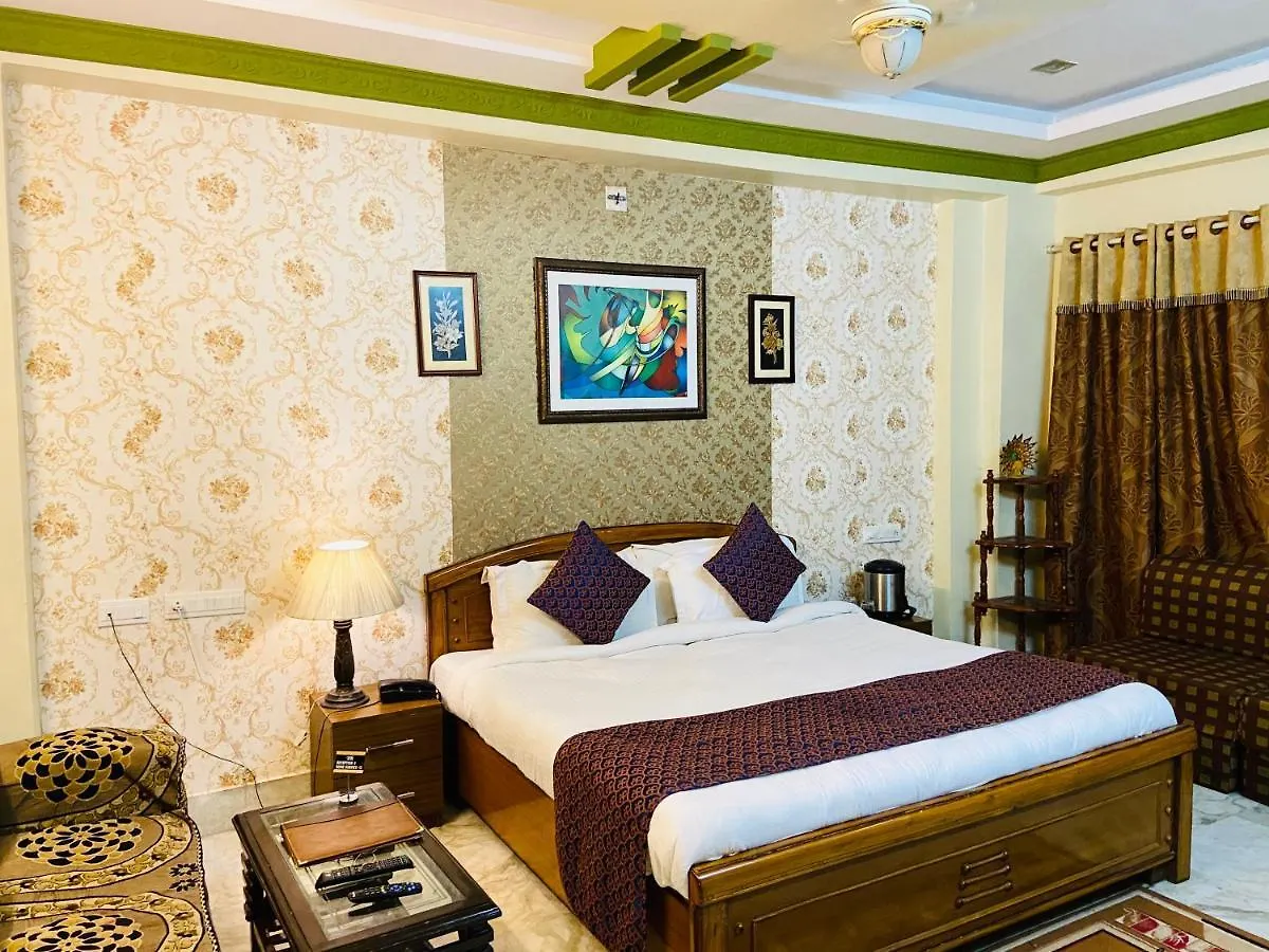 Hotel Meenakshi Udaipur - Family Preffered Hotel